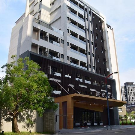 Liann Hotel Taichung Dış mekan fotoğraf