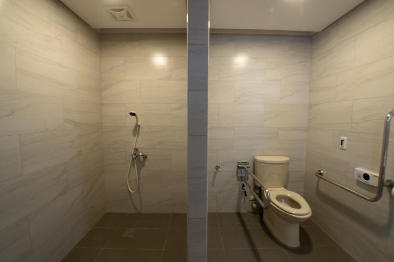 Liann Hotel Taichung Dış mekan fotoğraf