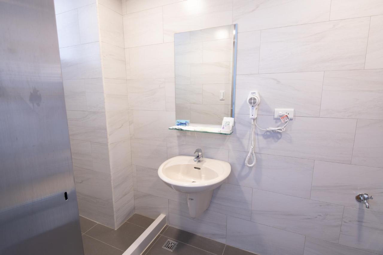 Liann Hotel Taichung Dış mekan fotoğraf